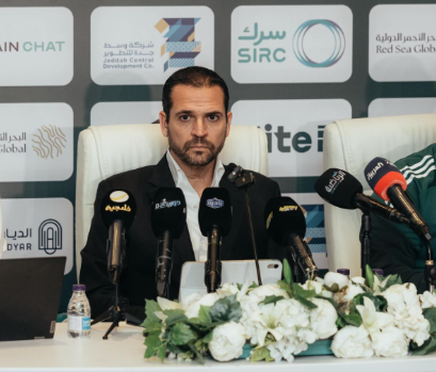 Rui Pedro Braz na apresentação oficial no Al Ahli - Foto: Alahliclub.sa