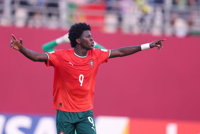 Anísio Cabral marcou os dois golos de Portugal - Foto: FPF