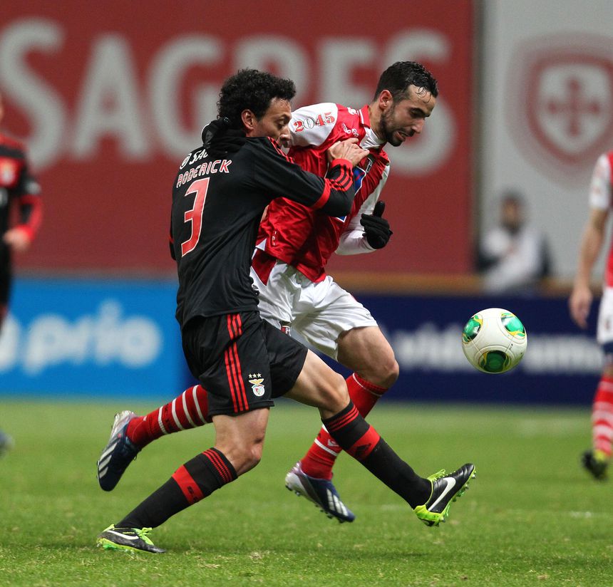 Roderick Miranda e Ruben Amorim foram colegas de equipa no Benfica e também oponentes no campeonato português - Foto: A BOLA