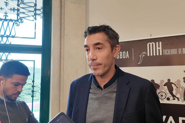 Bruno Lage sentiu-se a prazo no Benfica?: «Não sou ingénuo...»
