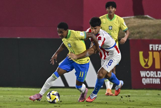 Brasileiros bateram paraguaios nos penáltis