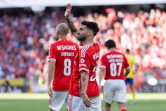 Rafa Silva com a camisola do Benfica