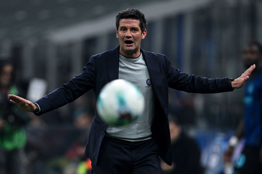 Cristian Chivu, treinador do Inter - Foto: IMAGO