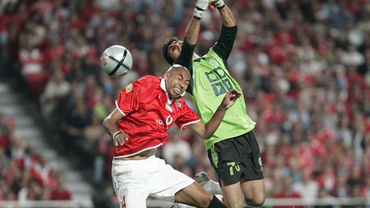 Peseiro e o golo de Luisão frente ao Sporting: «Com VAR tinha sido anulado»