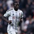 Ex-FC Porto em maus lençóis no Besiktas devido a… transplante capilar