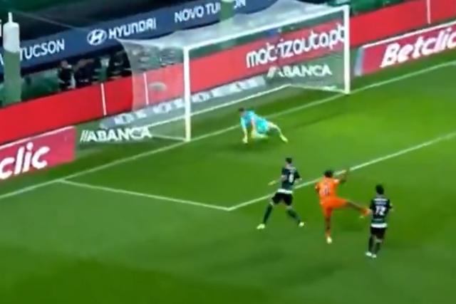 VÍDEO: ‘frango’ de Franco Israel devolve igualdade ao Boavista