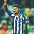 Stephen Estáquio, jogador do FC Porto (Foto: Grafislab)