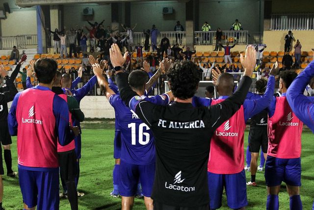 Liga 2: Carter desfaz o nó e Alverca chega-se aos lugares cimeiros