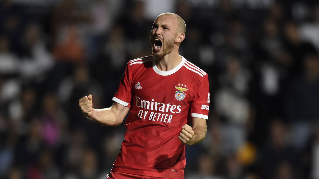 Benfica: Aursnes não joga em Braga e está em dúvida para a final da Taça