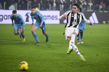 Serie A: Vlahovic mantém invencibilidade da Juventus na compensação