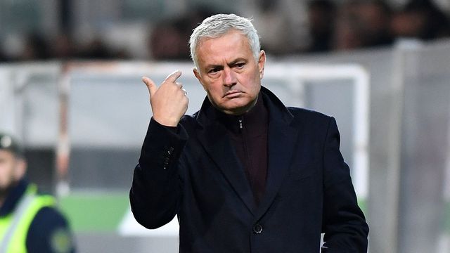 José Mourinho, treinador do Benfica (Foto: Rogério Ferreira/Kapta +)