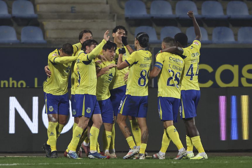 Festa da formação da Serra da Freira após o triunfo diante do Alverca - Foto: Paulo Novais/LUSA