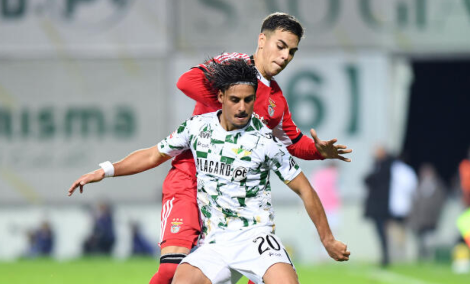 Benny marcado por Barrenechea — Foto Kapta+/Rogério Ferreira