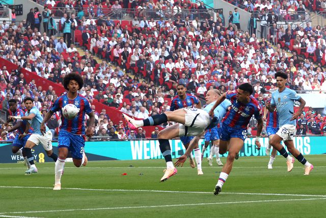 Crystal Palace-Manchester City: Guardiola aposta em três portugueses
