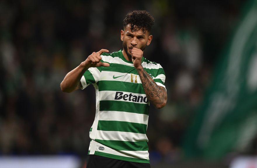 Luis Suárez bisou frente ao Aves SAD - Foto: Miguel Nunes/A BOLA