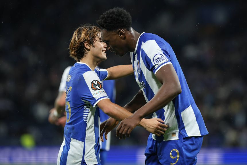 FC Porto, de Rodrigo Mora e Samu, recebe o E. Amadora no fecho da jornada 14 da Liga - Foto: Imago