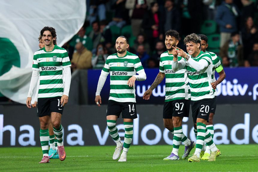 Maxi Araújo bisou na goleada ao Aves SAD - Foto: IMAGO