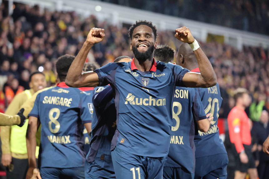 Edouard bisou e deu a vitória ao Lens frente ao Nice por 2-0