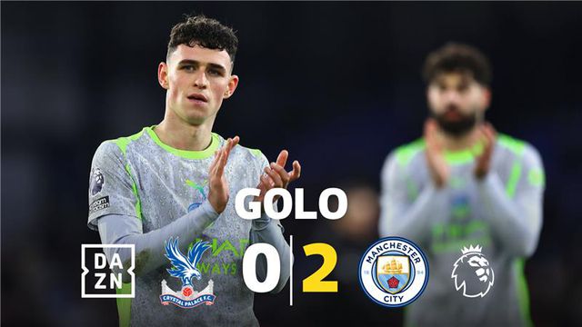 Cherki pediu a bola, mas Foden já estava decidido em marcar