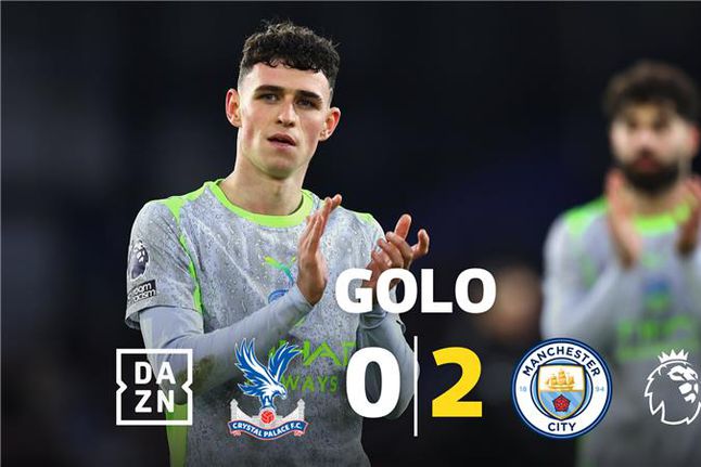 Cherki pediu a bola, mas Foden já estava decidido em marcar