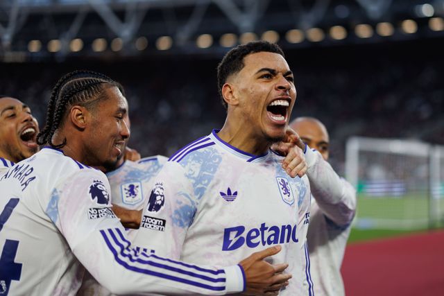 Festejos do Aston Villa frente ao West Ham