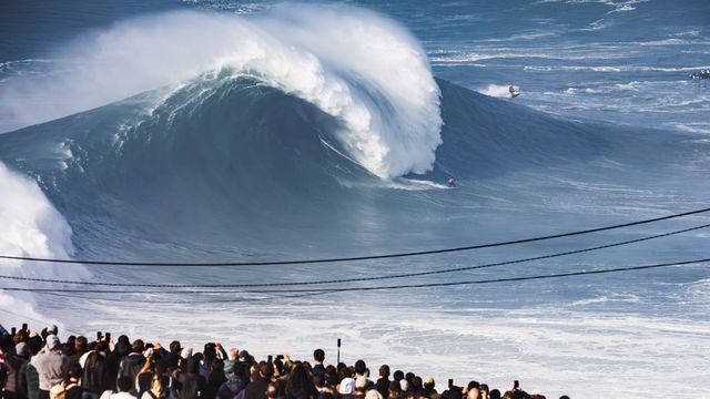 Nazaré: os mais belos e incríveis momentos do Big Wave Challenge 2025