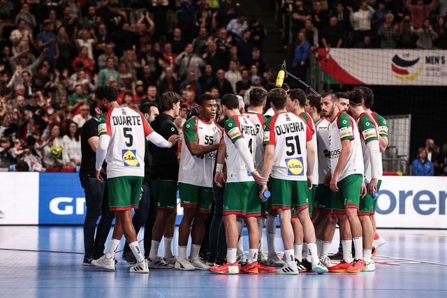 Vídeo: Portugal marcou com um jogador a mais… e ninguém viu