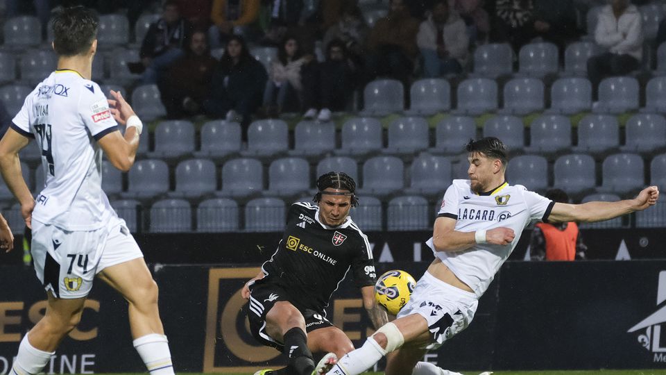 Em fase menos positiva (e já sem Otávio), Famalicão recebe o líder Sporting