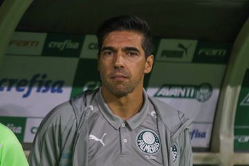 Mercado: Abel Ferreira negoceia renovação com o Palmeiras até 2025