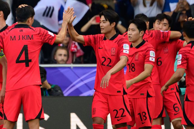 Taça Asiática: Coreia do Sul entra a vencer