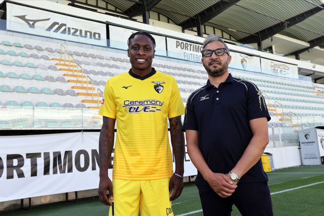 Mercado: Adeniran rescindiu com Portimonense