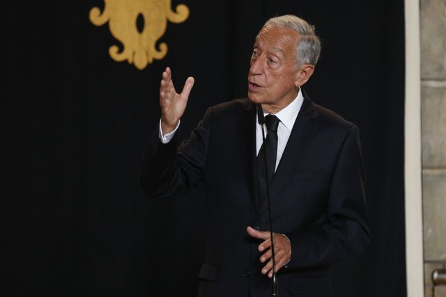 Presidente da República decreta dissolução do parlamento