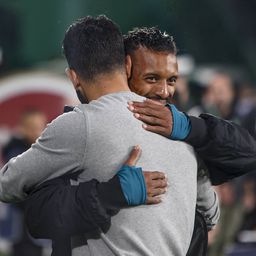 Nani elogia Amorim: «É a pessoa certa para o Manchester United»