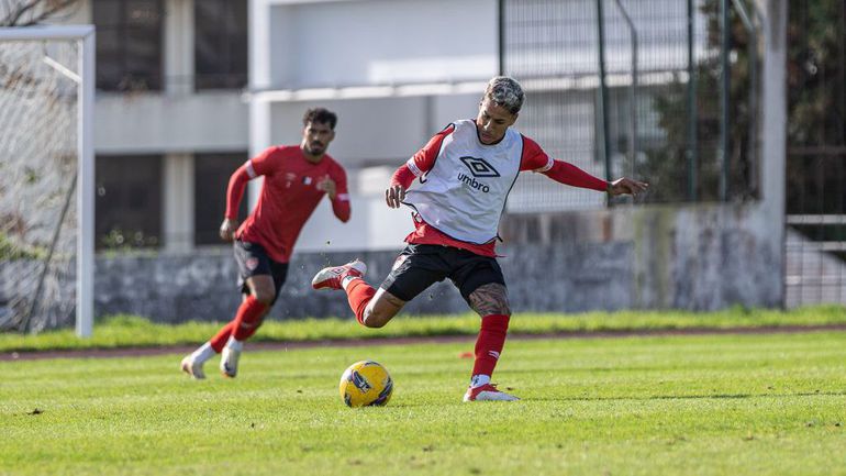 Mercado: Matheusinho está mesmo de saída do Santa Clara