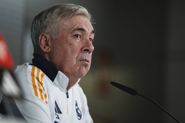 Ancelotti responde a Simeone: «Deve ser uma espinha encravada»