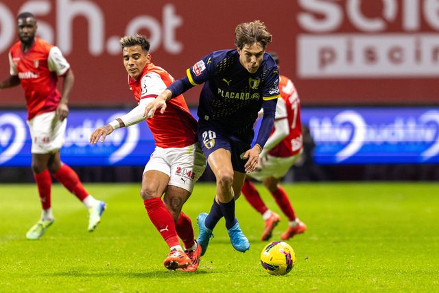Gustavo Sá garante que o Famalicão está preparado para voltar a bater o pé ao Benfica e repetir a façanha da primeira volta