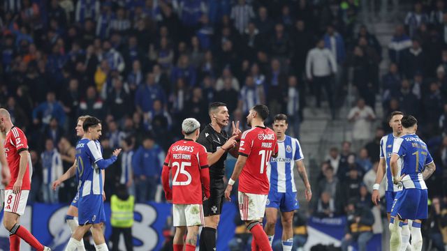 Fábio Veríssimo foi o árbitro do clássico