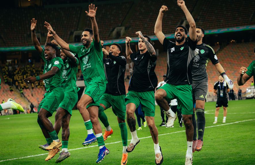 Al-Ahli ascendeu ao 2.º lugar da Liga Saudita após vitória ao cair do pano - Foto: X/Al-Ahli