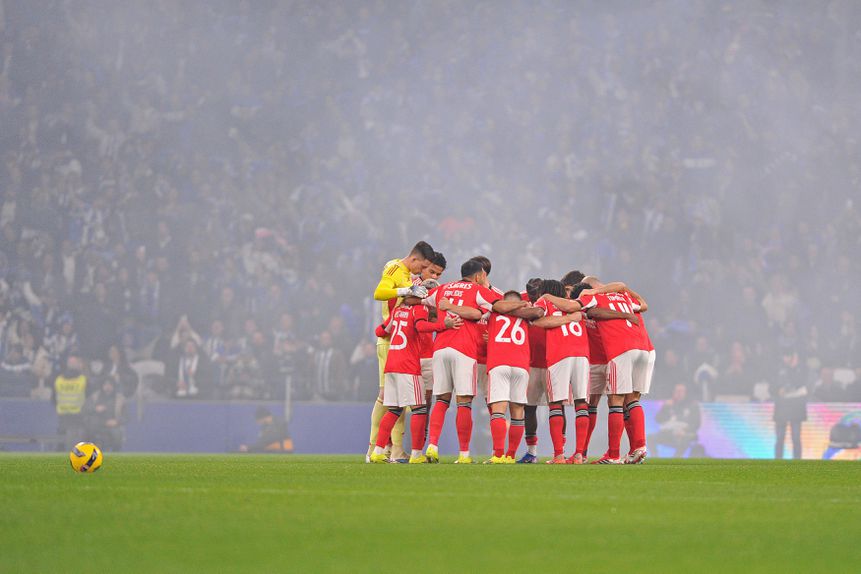 A eliminação do Benfica da Taça de Portugal, no Dragão, não foi apenas mais um jogo perdido. Foi um ponto final simbólico - Foto: Imago