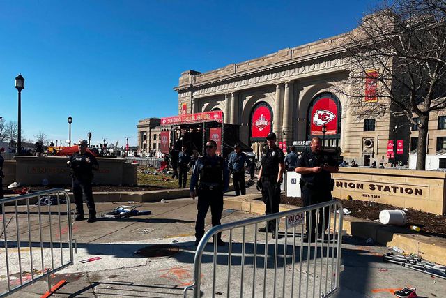 Reação de coragem: Adeptos placaram um dos atiradores na festa dos Chiefs