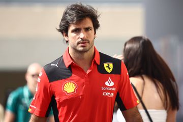 Sainz e a mudança de Hamilton para a Ferrari: «Tal como ninguém esperava, eu também não»