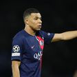 Mercado: Mbappé comunicou ao presidente o adeus ao PSG