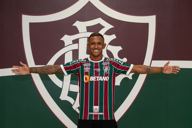Mercado (oficial): Arsenal empresta Marquinhos ao Fluminense