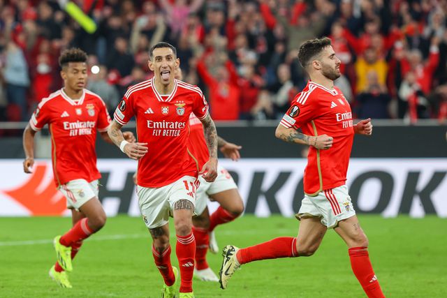 «Tudo foi mais difícil porque águia sem asas não voa»: a crónica da suada vitória do Benfica