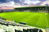 Nacional e Estoril defrontam-se a partir das 17 horas, no Estádio da Madeira, por ocasião da 22.ª jornada da Liga