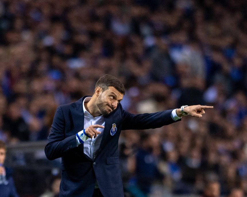 Martín Anselmi entrou no FC Porto num contexto a lembrar o de José Mourinho em 2002