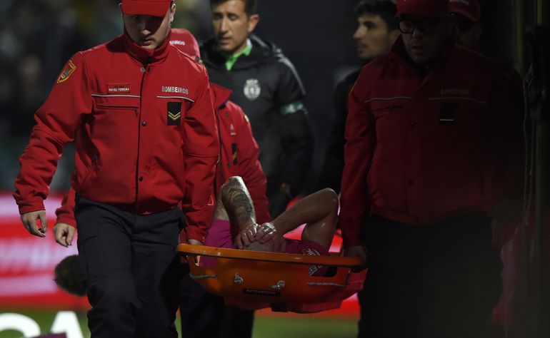 Sporting: Nuno Santos e Esgaio de férias em destino paradisíaco