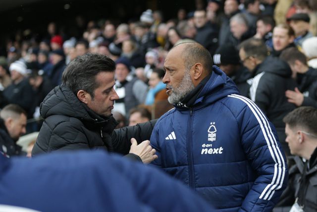 Marco Silva a cumprimentar Nuno Espírito Santo