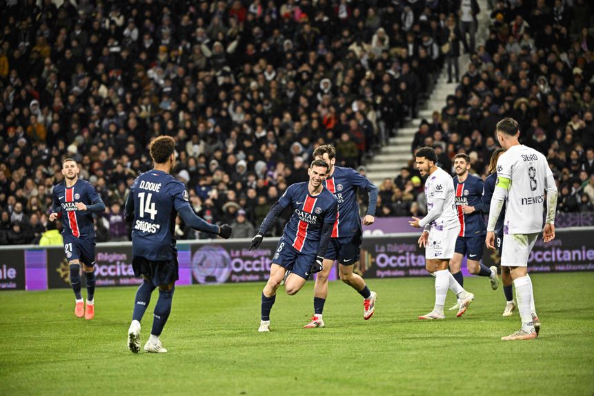 Fabián Ruiz a celebrar o único golo do Toulouse-PSG