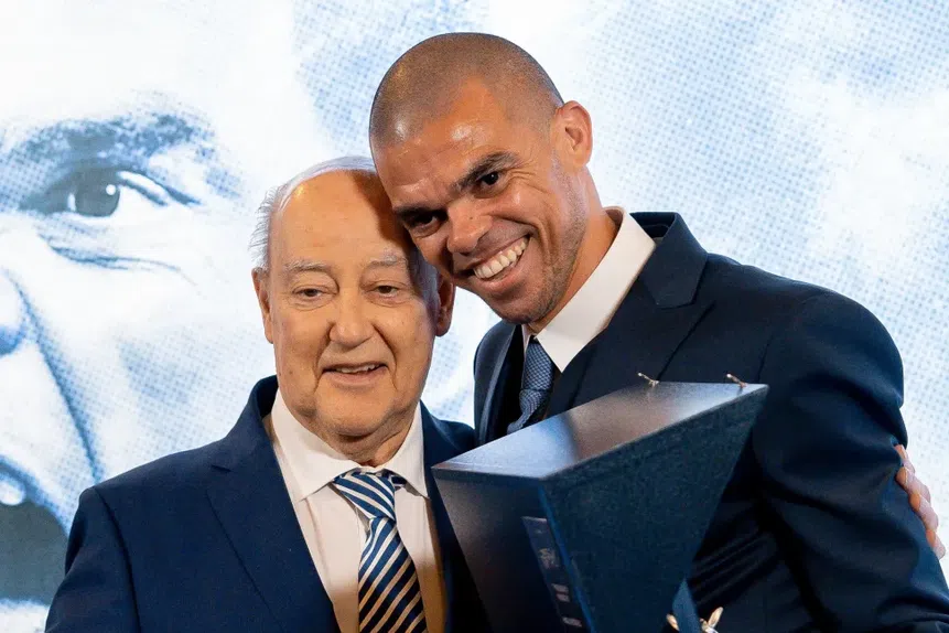 Pepe numa despedida emocionada a Pinto da Costa (INSTAGRAM/PEPE)